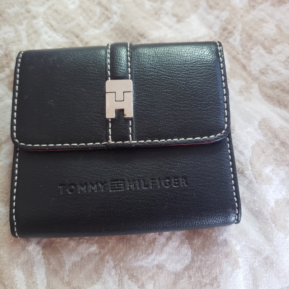 Tommy Hilfiger wallet